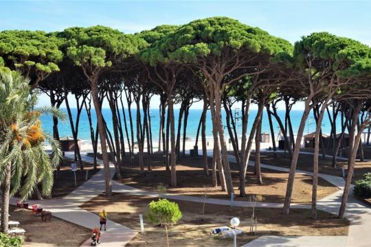  Spacieux appartement rénové avec vue sur la mer à La Pineda, 3 chambres