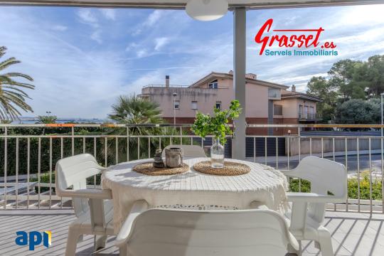 Hi ha un apartament en venda al Recó de Salou on el dilluns s’assembla molt al diumenge.