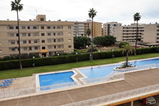 Temporary rental apartment, two bedrooms, in the center of La Pineda (AQ2A)