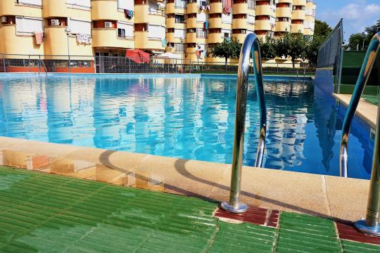 Experience the ultimate  lifestyle on the Mediterranean in Pineda - Discover this renovated loft studio for sale!