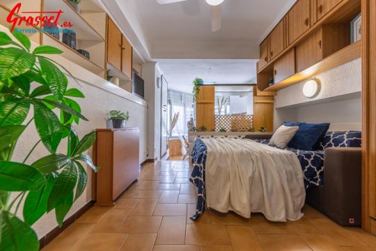 Your chance in the Mediterranean Sea: studio loft with pool and green areas in La Pineda