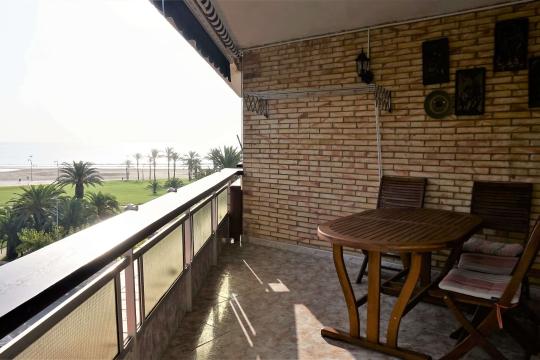 Apartment for annual rent, 2 bedrooms on the Spanish Mediterranean coast, Costa Daurada in La Pineda, Vila-seca.